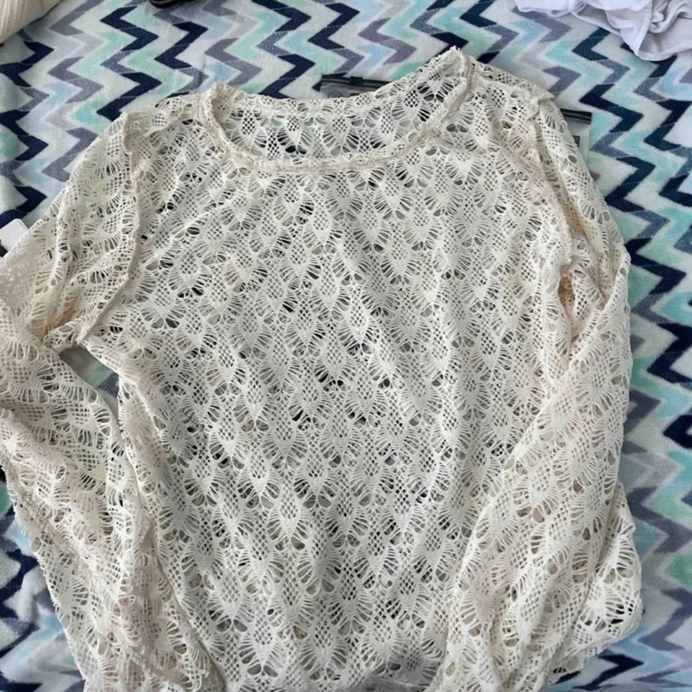 Chic Nation Cream Lace Long Sleeve Blouse
